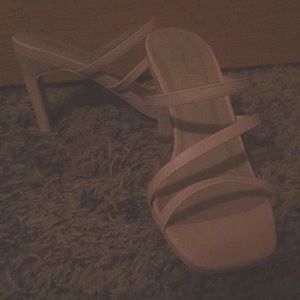 Light Pink Heels👠